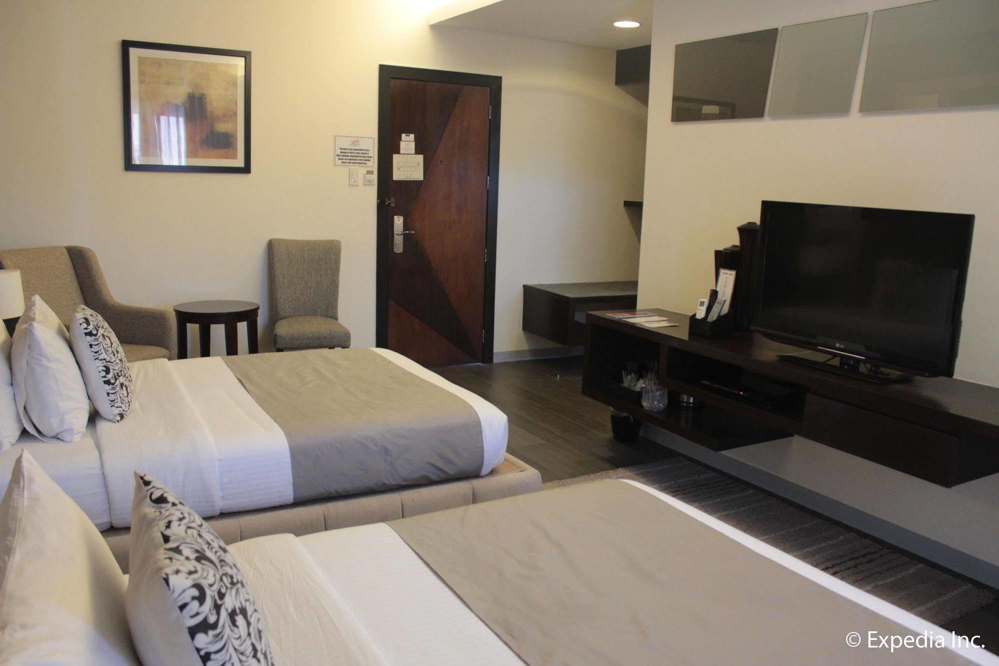 Segara Suites Olongapo Exterior foto